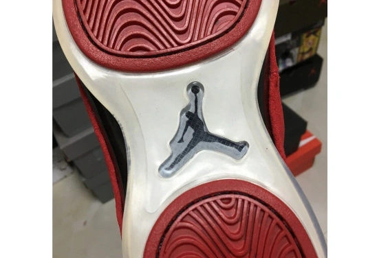 JORDAN 18“ AIR AA2494-601 AA2494-601 RED SUEDE” 0426